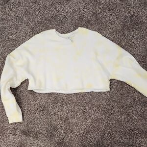 ALO Yoga Cream and Yellow Crop Top